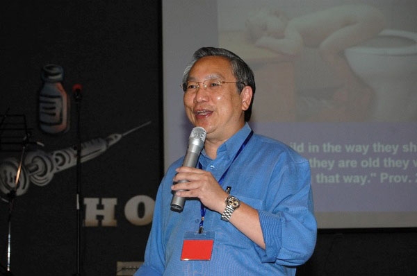 Dr Alex Tan
